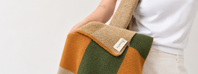Extra-Fine Merino Wool Knit Scarves