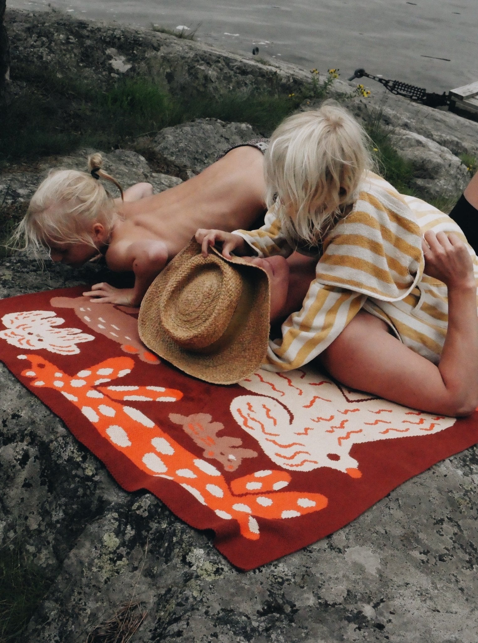 Bow Wow Baby Blanket - Biquette