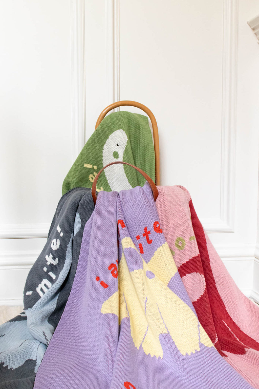 Friendly Giant Knit Mini Blanket