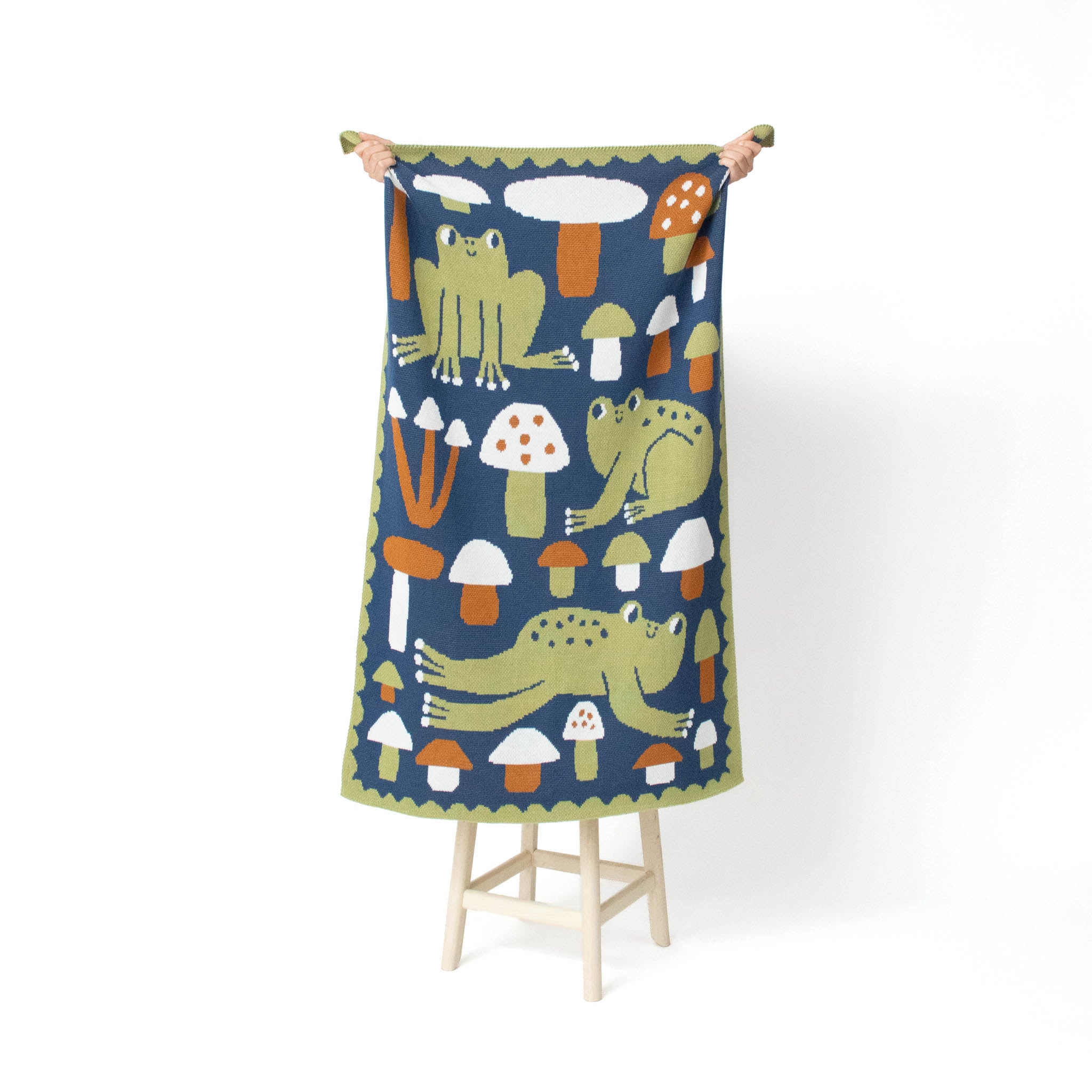 Hoppy Place Knit Mini Blanket