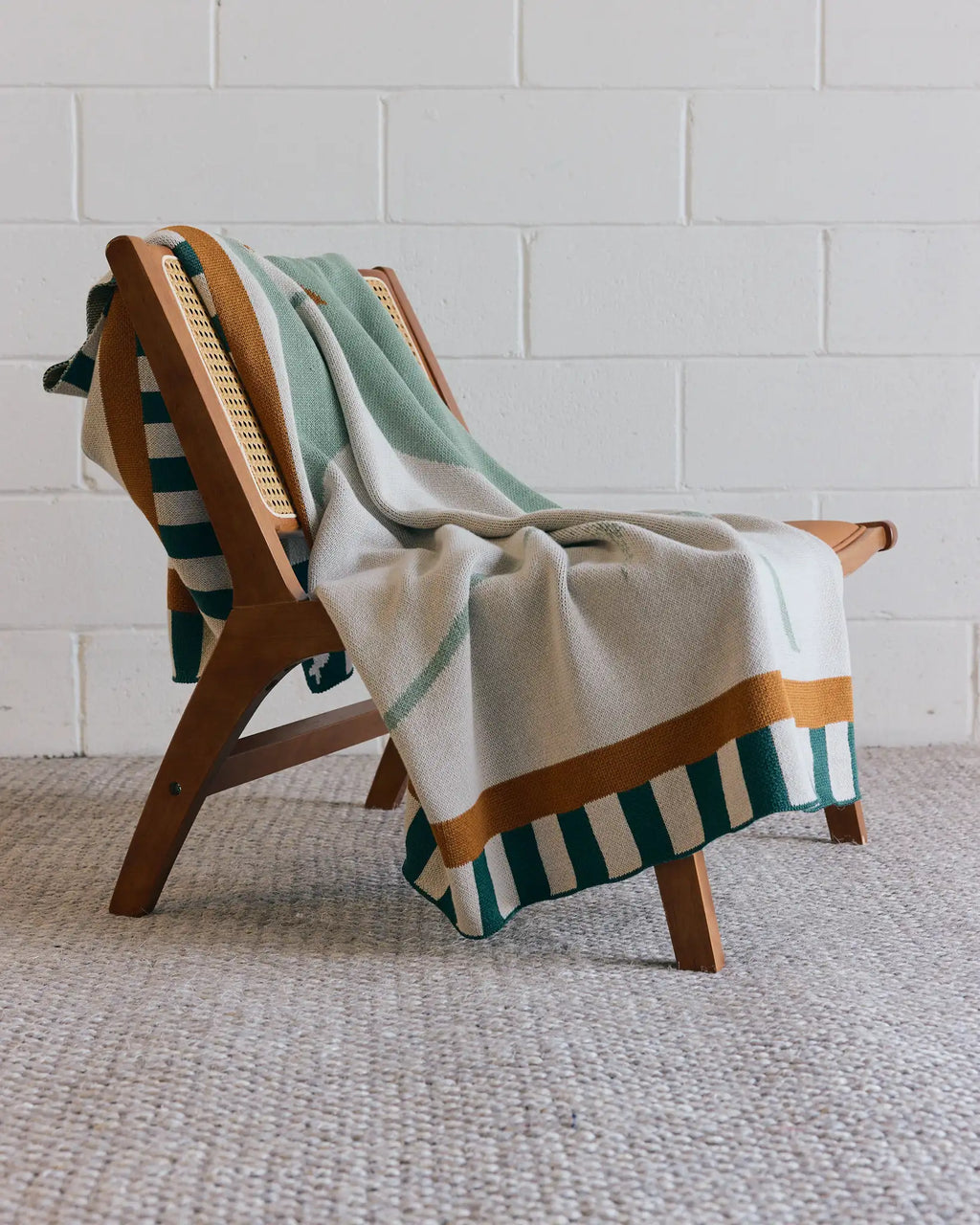 Lovebirds - Throw Blanket - Biquette