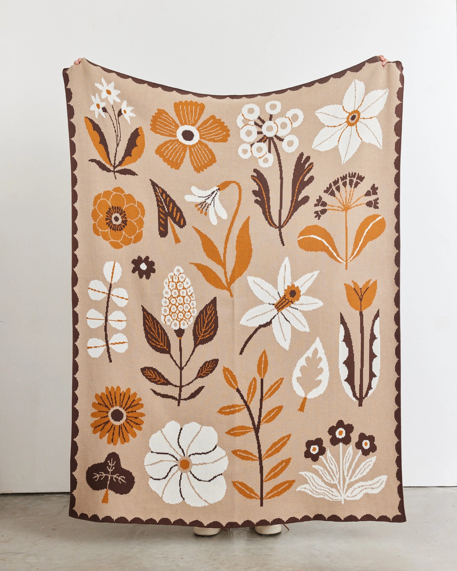 Petals Throw Blanket - Biquette