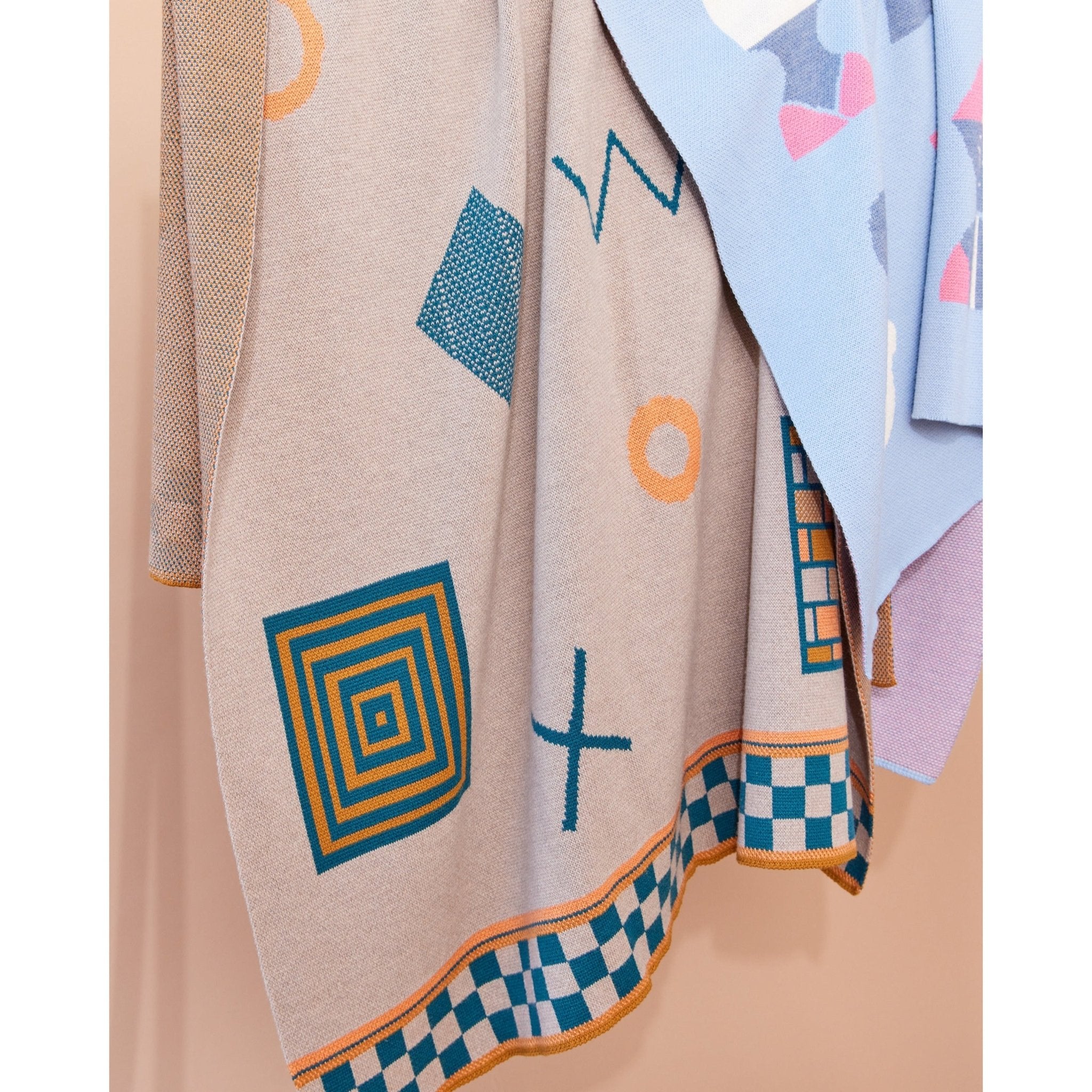 Shapes Throw Blanket - Biquette